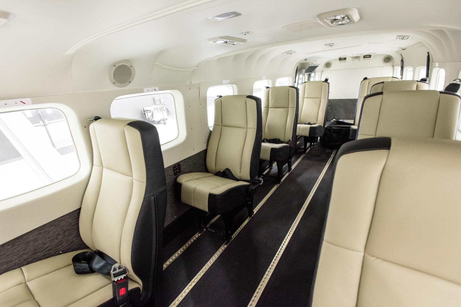 Cessna Grand Caravan 208 — 3