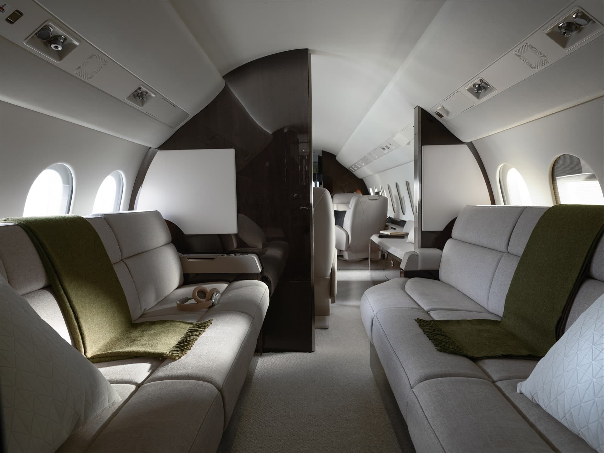 Falcon 900LX — 3